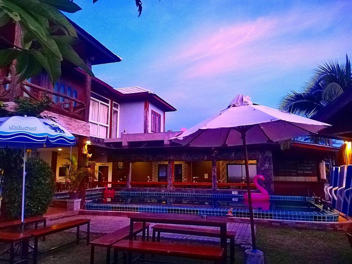 Billabong Hotel And Cafe Baan Tai Extérieur photo