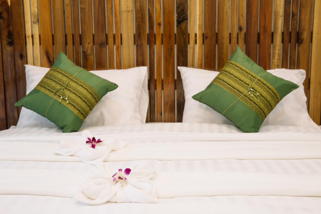 Billabong Hotel And Cafe Baan Tai Extérieur photo