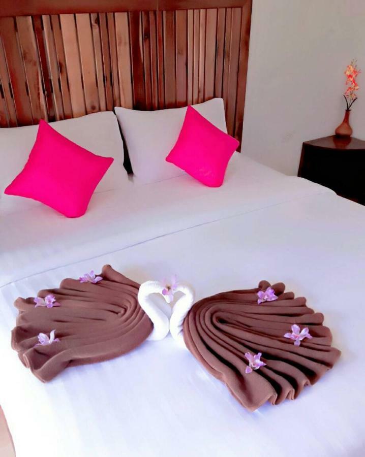 Billabong Hotel And Cafe Baan Tai Extérieur photo